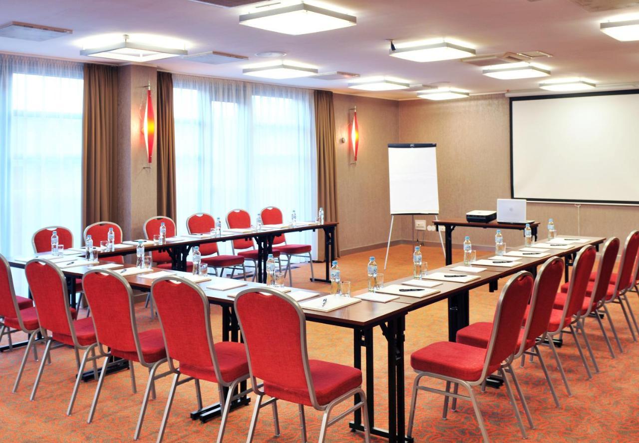 Centrum Wypoczynkowo-Konferencyjne Solaris Лазы Экстерьер фото